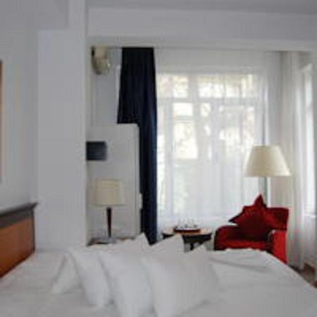 Hostel Litovoi Букурещ Екстериор снимка