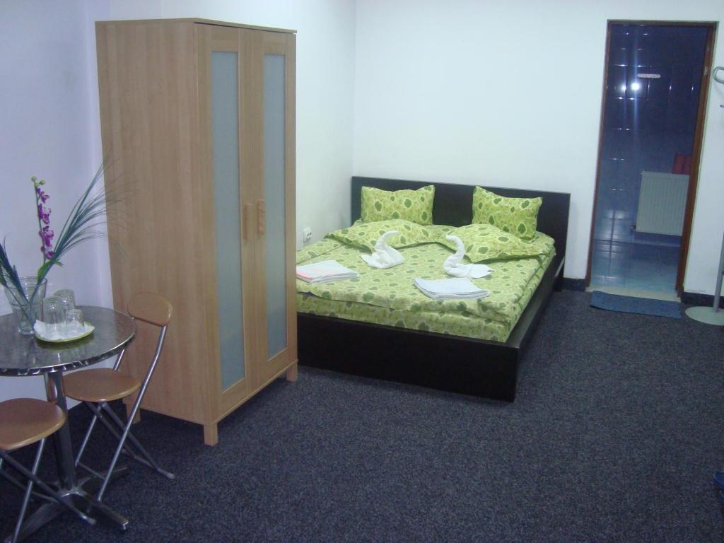 Hostel Litovoi Букурещ Екстериор снимка