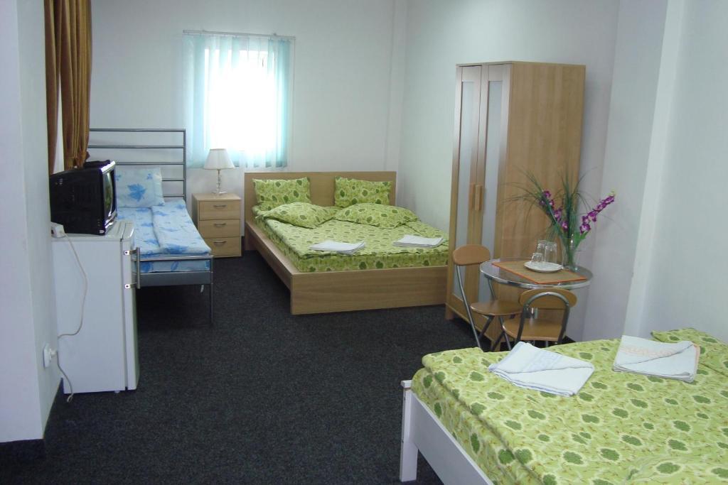 Hostel Litovoi Букурещ Екстериор снимка