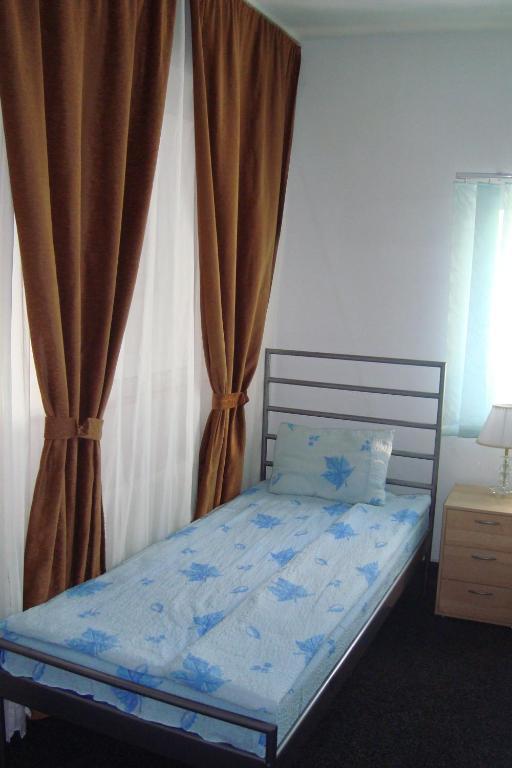 Hostel Litovoi Букурещ Екстериор снимка
