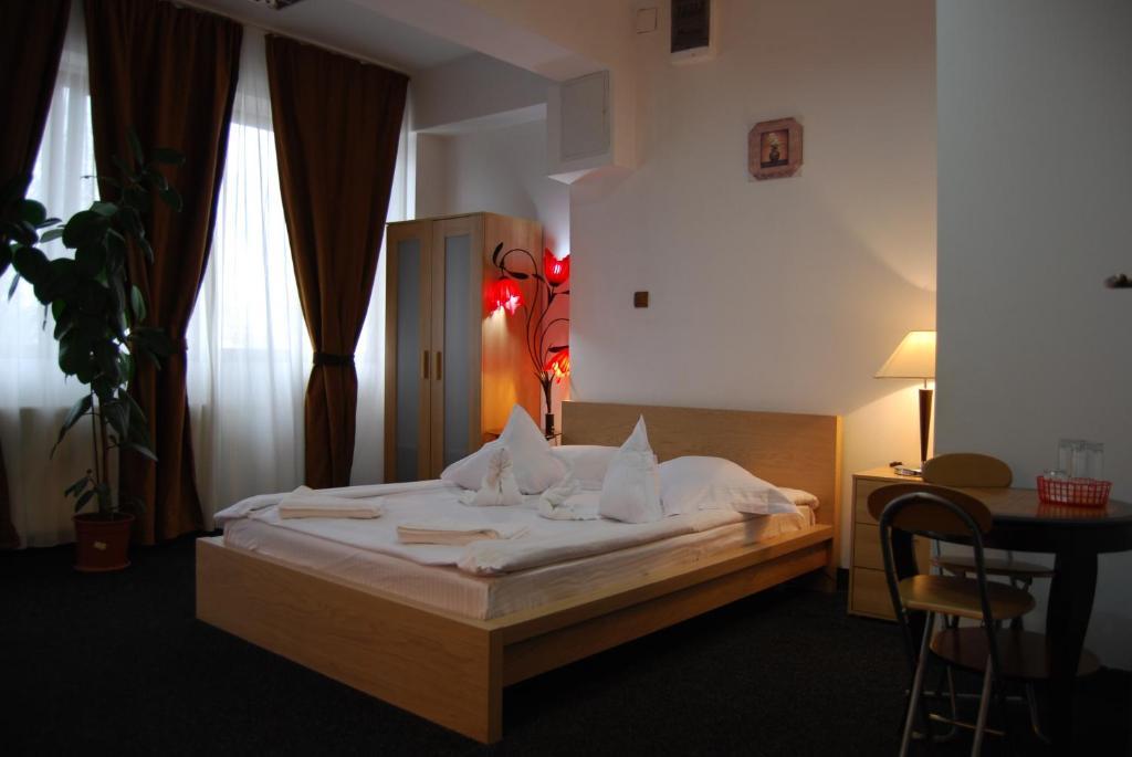 Hostel Litovoi Букурещ Екстериор снимка