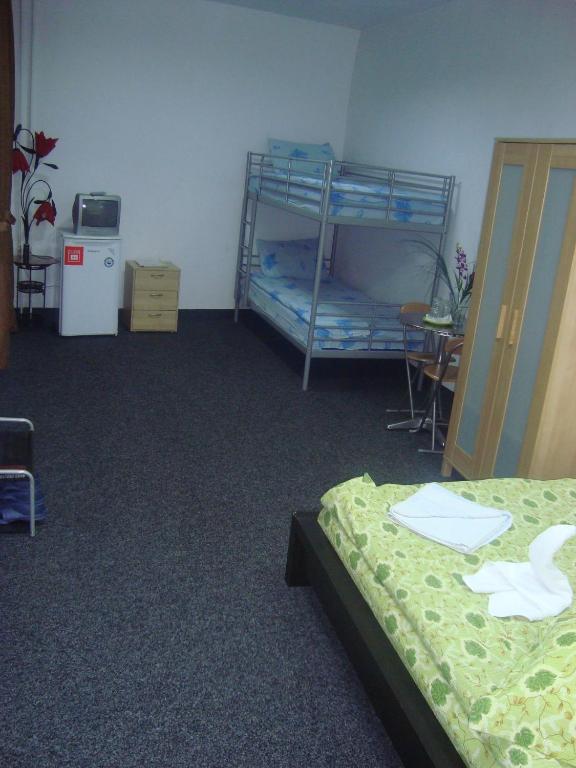 Hostel Litovoi Букурещ Екстериор снимка