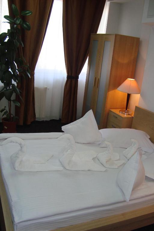 Hostel Litovoi Букурещ Стая снимка