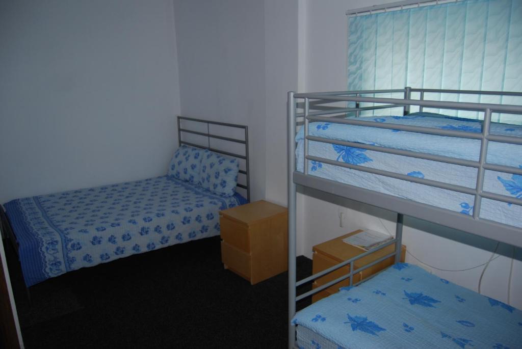 Hostel Litovoi Букурещ Стая снимка