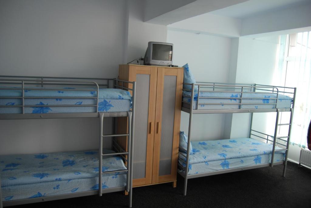 Hostel Litovoi Букурещ Стая снимка