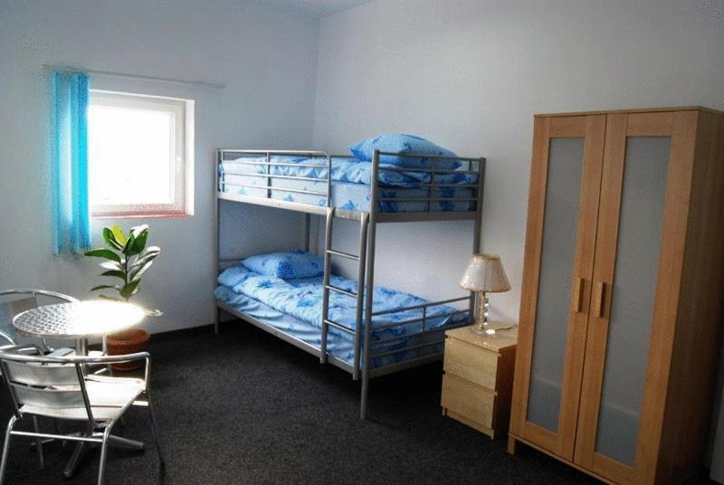 Hostel Litovoi Букурещ Екстериор снимка